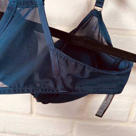 NWT Soma Sensual Front Close Lined Underwire Racerback Demi Bra 34 C Navy #0449 - Picture 5 of 13